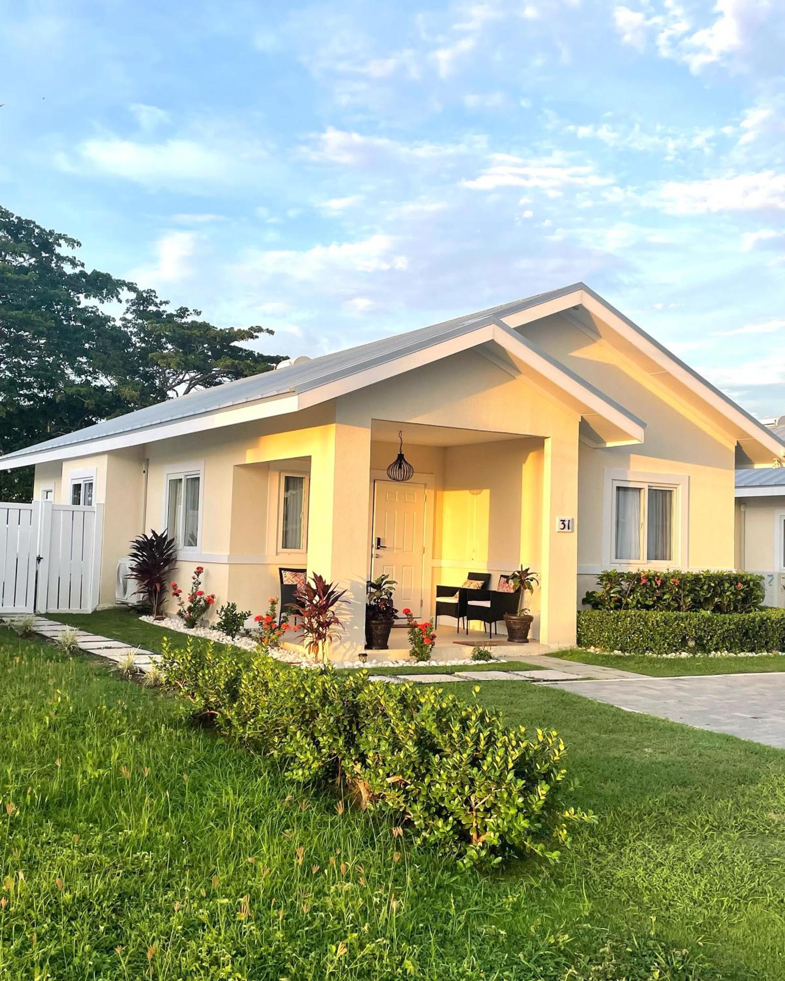Seashore Vacation Home, Oceanpointe, Lucea, Jamaica Exterior foto